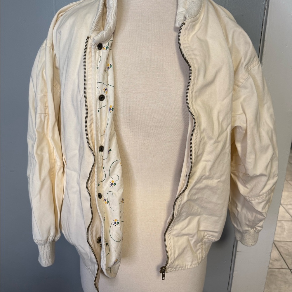 Vintage Gitano “Linea” Cream Bomber Jacket with Embroidered Details